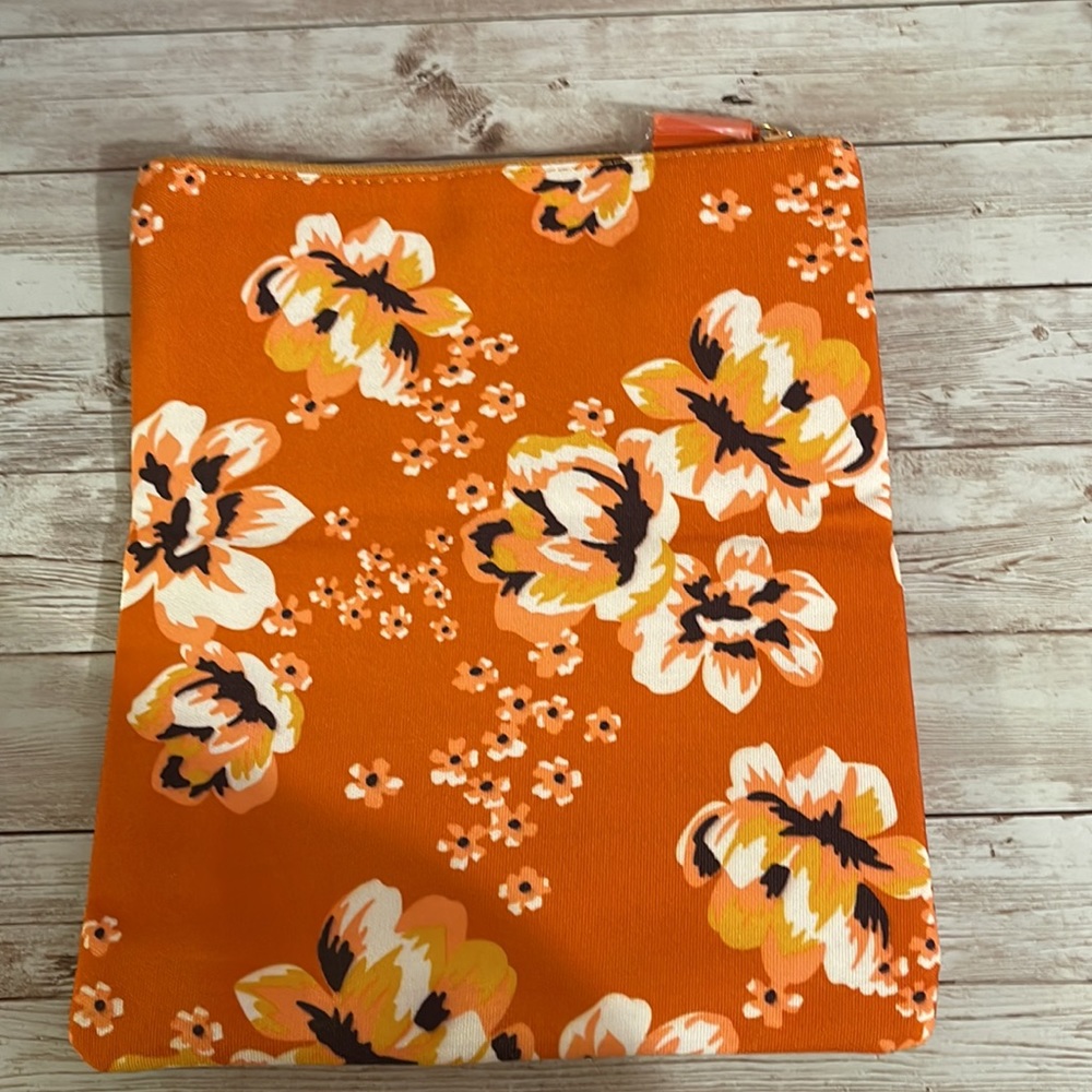 Floral clutch - Picture 4 of 5